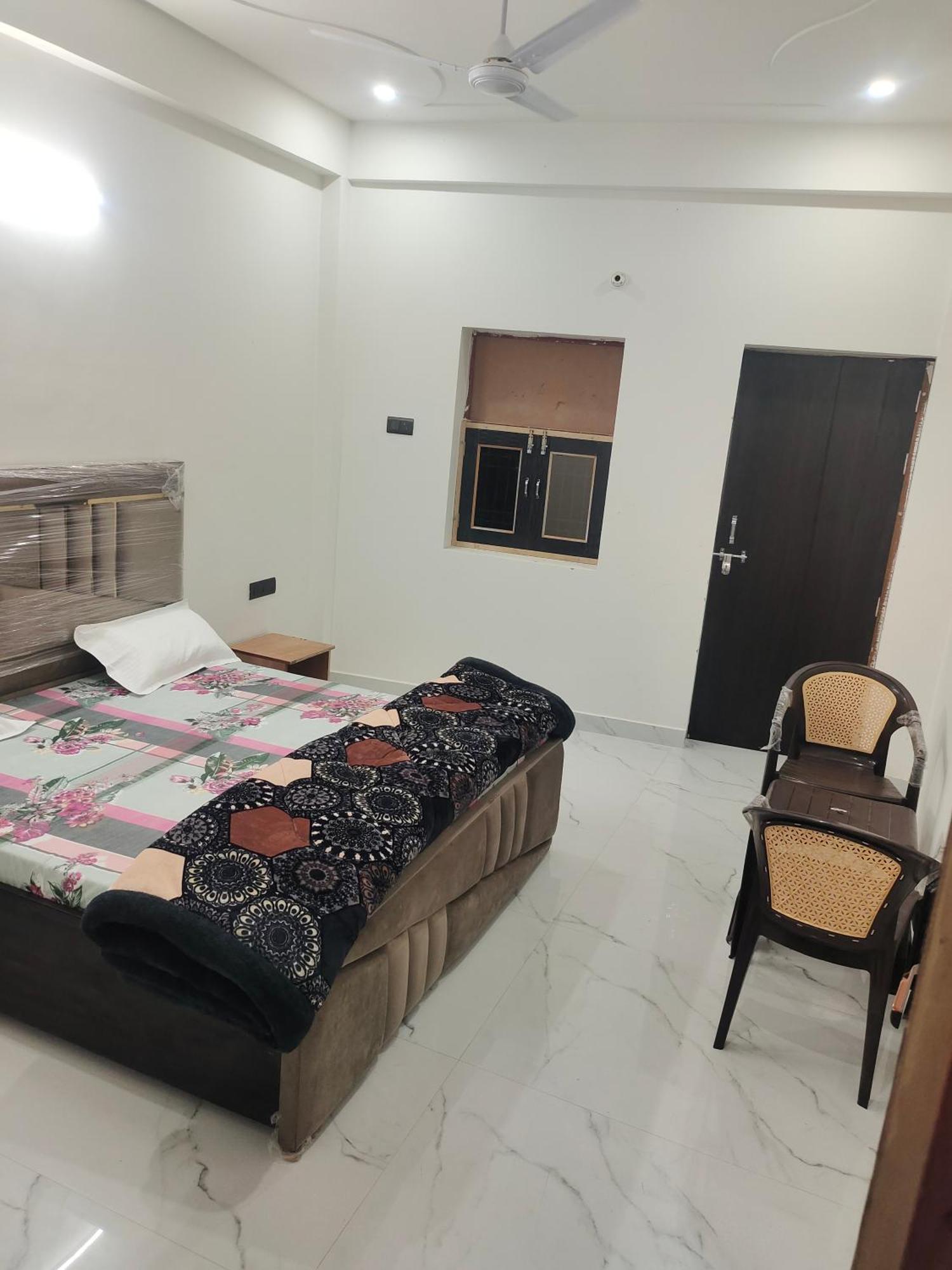 Hotel Bhavana Bhawan Vrindāvan Esterno foto